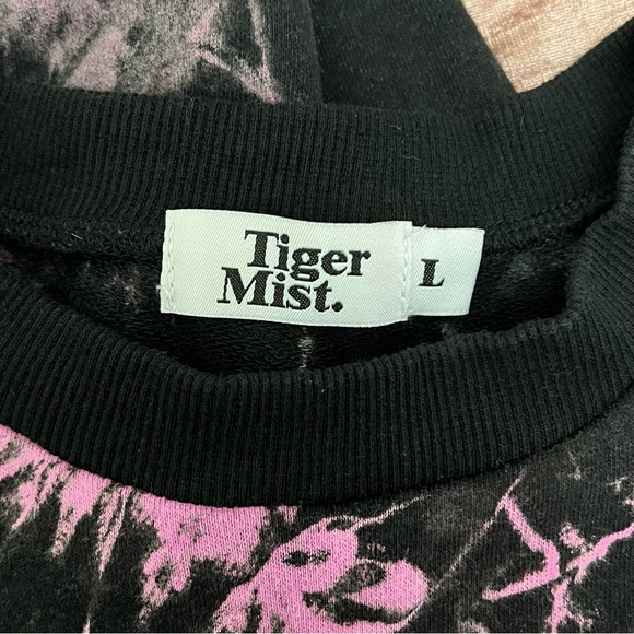 Tiger Mist Hot Pink and Black Tie Dye Radiance Sweater - Picture 5 of 5